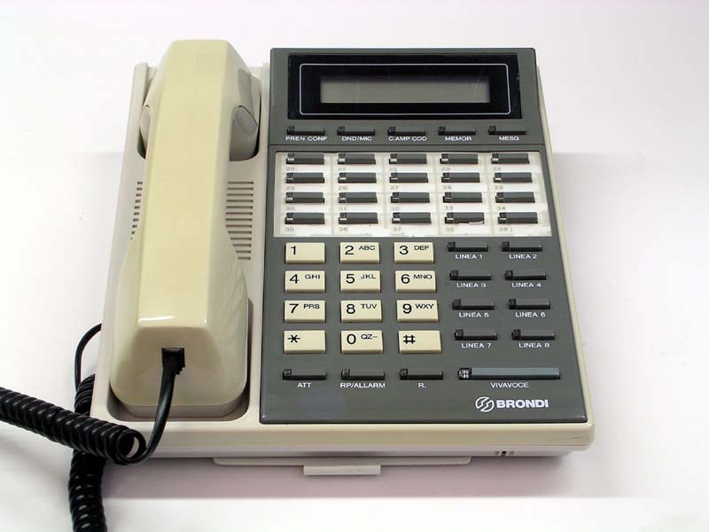 TELEFONO BRONDI 820